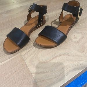 Sarto by Franco Sarto black leather sandals